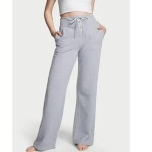Victoria's Secret Women’s Small Sweatpants Wide Leg Fleece Lace Up Pants Grey